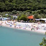 Διαμέρισμα Family Friendly With A Swimming Pool Strmac, Labin - 5527 *
