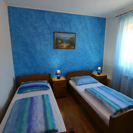 Appartement Family Friendly With A Swimming Pool Strmac, Labin - 5527 Strmac
