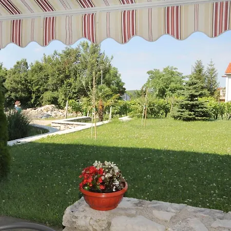 Appartement Family Friendly With A Swimming Pool Strmac, Labin - 5527 Strmac