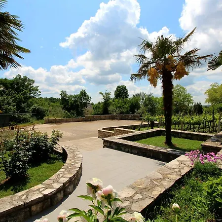Appartement Family Friendly With A Swimming Pool Strmac, Labin - 5527 Strmac