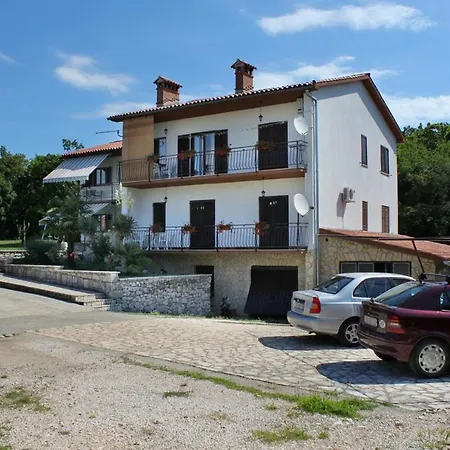 Appartement Family Friendly With A Swimming Pool Strmac, Labin - 5527